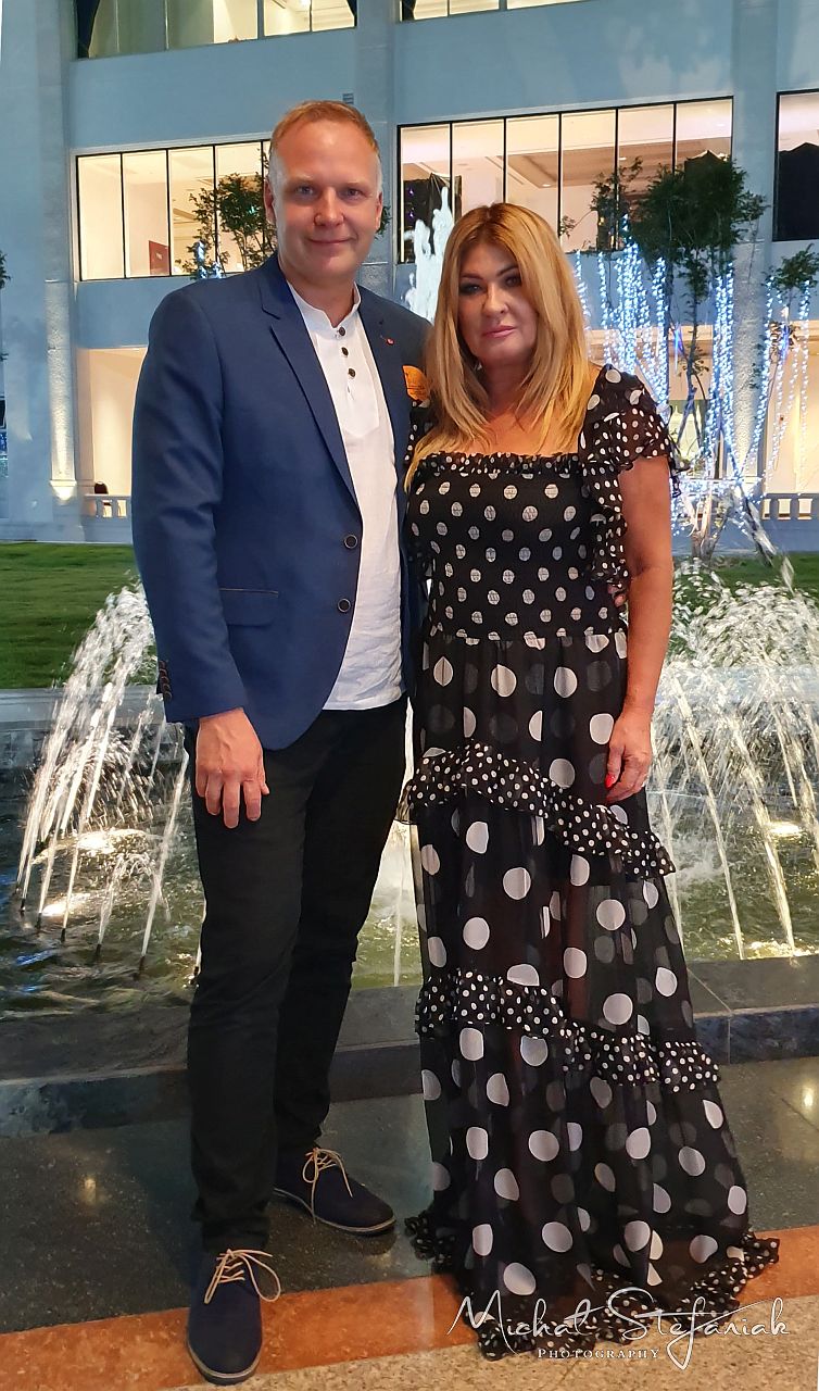  MG 0023 20191123 181356